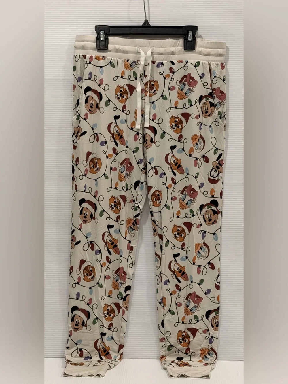 Women’s Mickey Mouse Cream Holiday Character Pajama Set - Cozy Long Sleeve & Pan